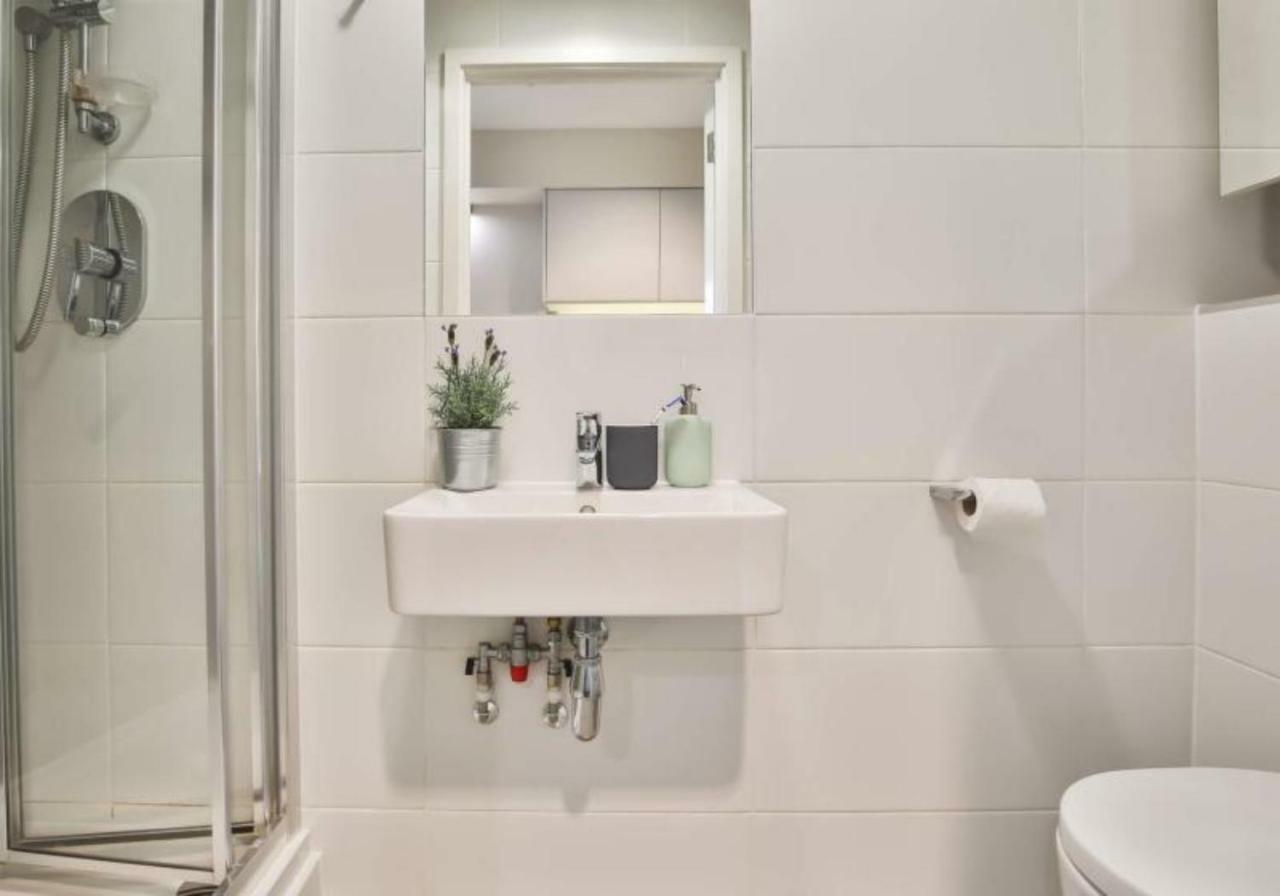 Hashtag South Bank Campus Accommodation London Bagian luar foto