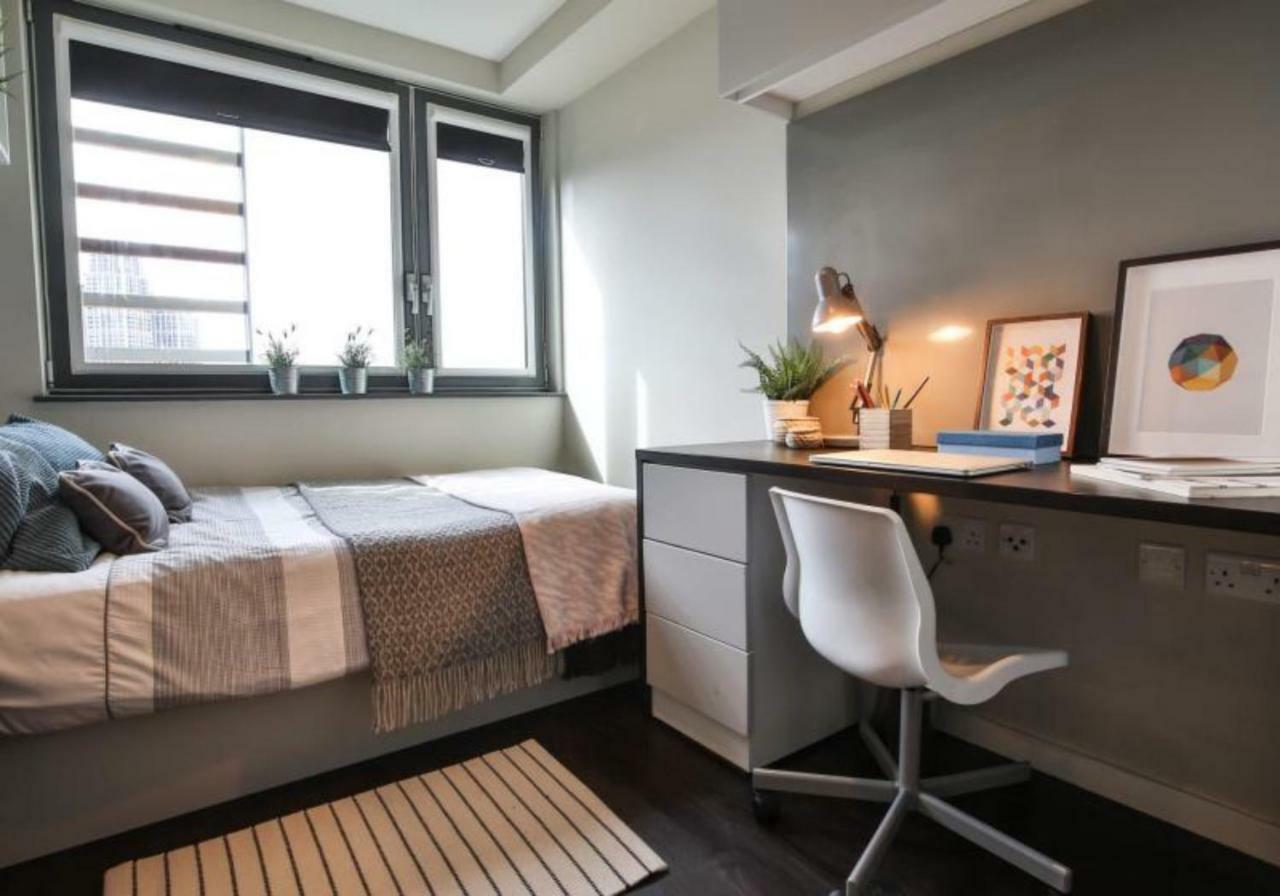 Hashtag South Bank Campus Accommodation London Bagian luar foto