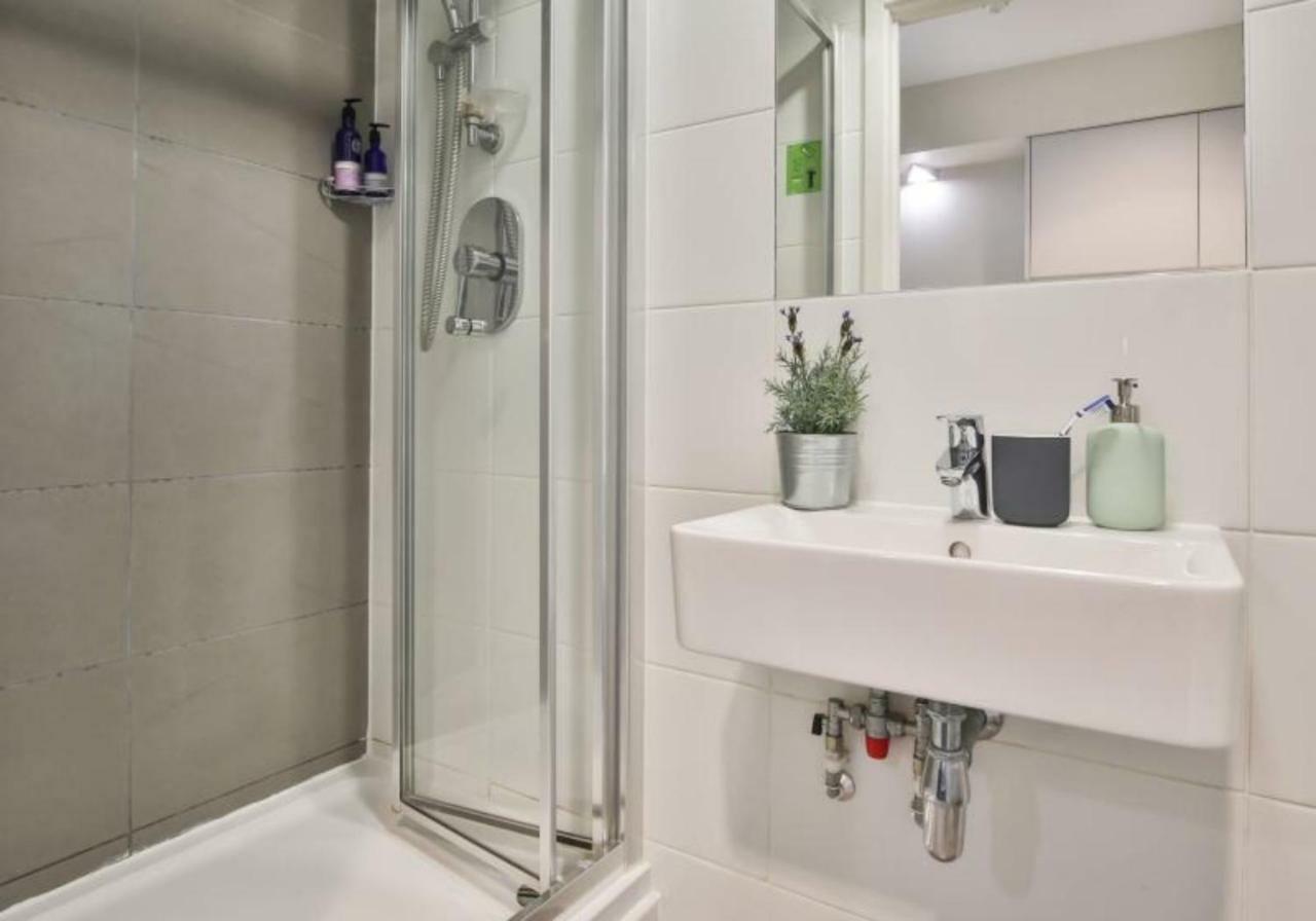 Hashtag South Bank Campus Accommodation London Bagian luar foto